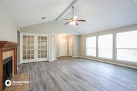 5418 Creek Shadows Dr in Humble, TX - Foto de edificio - Building Photo