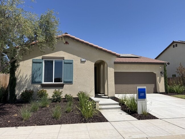property at 1173 Maclure Ave