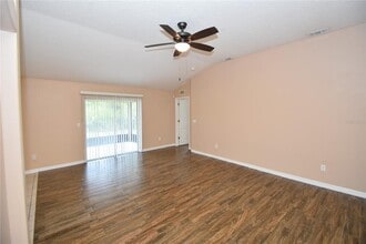 13 Sergeant Ct in Palm Coast, FL - Building Photo - Building Photo