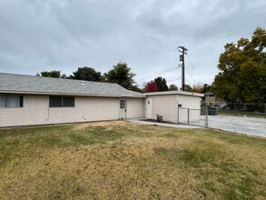 1900 Luther Pl in Richland, WA - Building Photo - Building Photo