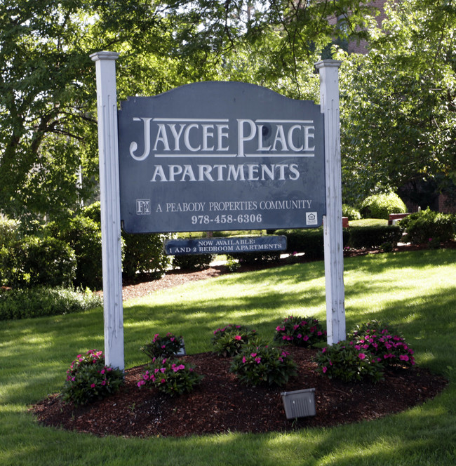 Jaycee Place Apartments in Lowell, MA - Building Photo - Building Photo