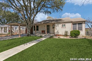 347 W Hermine Blvd in San Antonio, TX - Building Photo