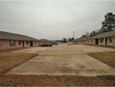 268-276 N Pecan St in Nash, TX - Building Photo - Building Photo