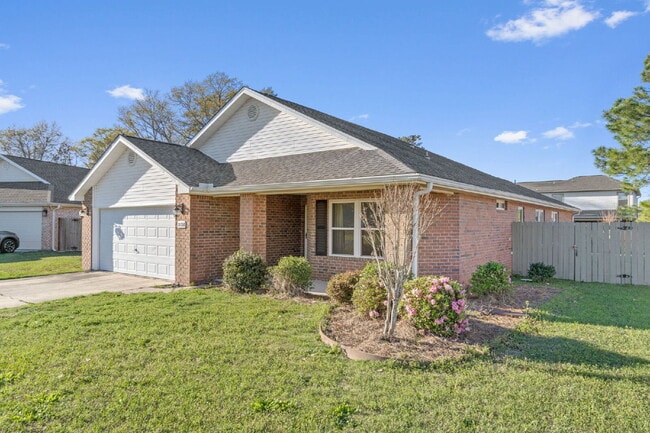 3128 Border Creek Dr in Crestview, FL - Building Photo - Building Photo