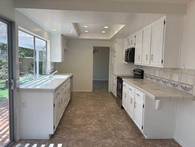 3812 Salem St in Irvine, CA - Building Photo - Building Photo