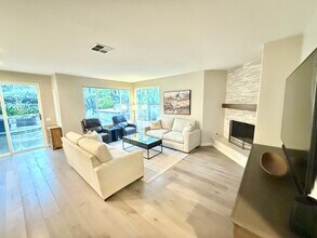 23203 Sorrel Ct in Santa Clarita, CA - Building Photo - Building Photo