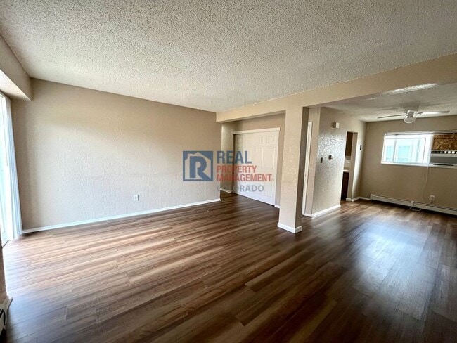4340 Loomis Ave in Colorado Springs, CO - Building Photo - Building Photo