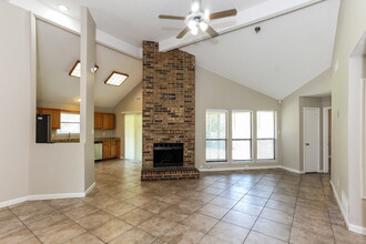6328 Canyon Cir in Fort Worth, TX - Building Photo - Building Photo
