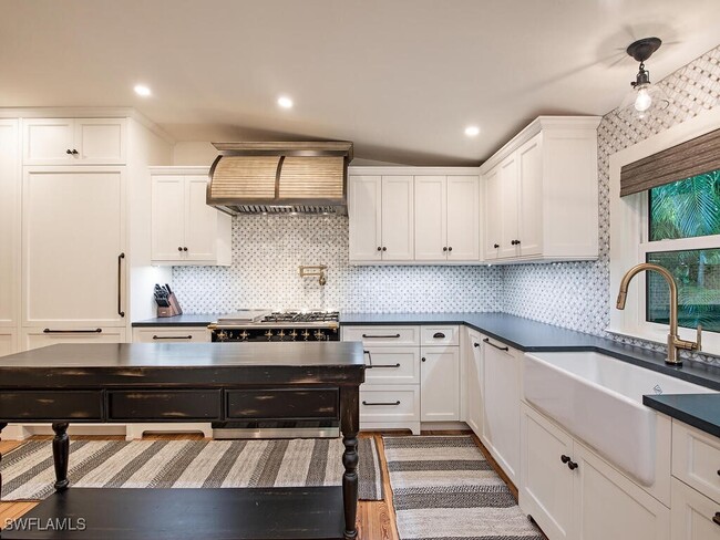 property at 680 8th Ave S