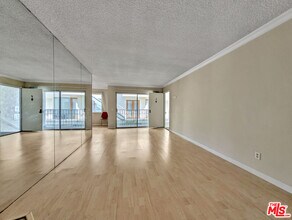 1538 11th St in Santa Monica, CA - Building Photo - Building Photo