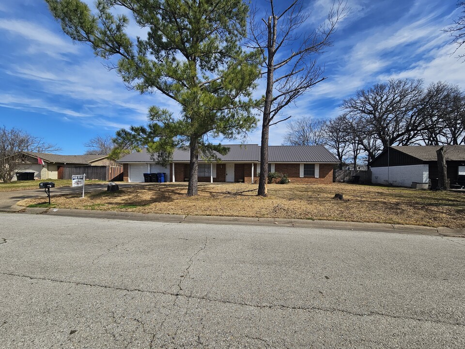 3 Timberside Dr in Greenville, TX - Building Photo