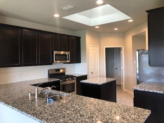 1407 Wheatland Terrace Ln