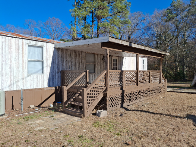 2 Old Cabin Rd in Laurel, DE - Building Photo - Building Photo