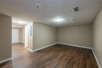 330 Herndon Way in Canton, GA - Building Photo - Building Photo