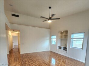 2053 Quartz Cliff St in Las Vegas, NV - Building Photo - Building Photo