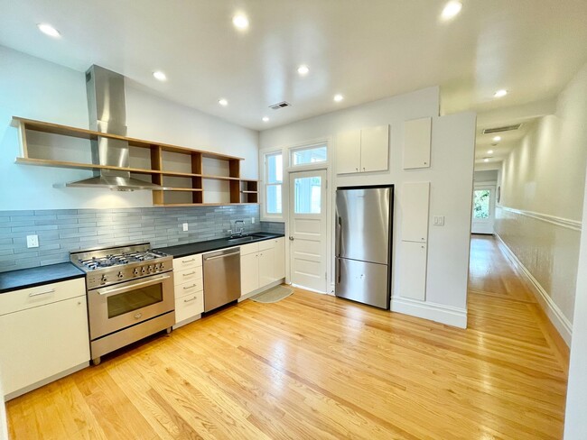 property at 150 San Carlos St