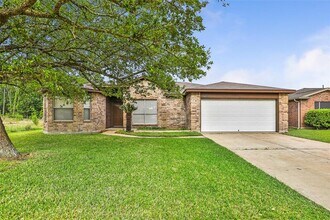 18023 Lago Forest Dr in Humble, TX - Building Photo - Building Photo