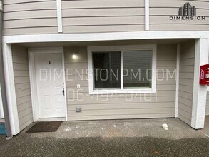 Highland Townhomes in Everett, WA - Foto de edificio - Interior Photo