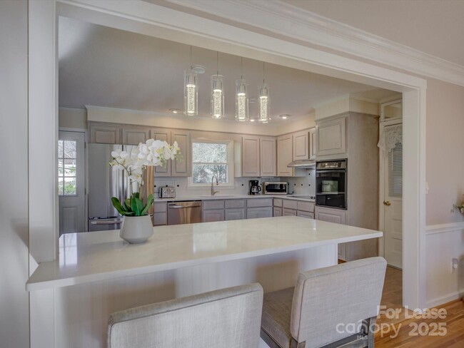 3409 Oak Tree Trail