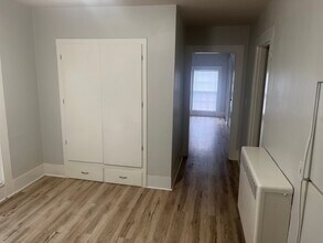 326 E Savidge St in Spring Lake, MI - Building Photo - Building Photo