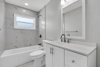 1230 75th Ave N in St. Petersburg, FL - Building Photo - Building Photo