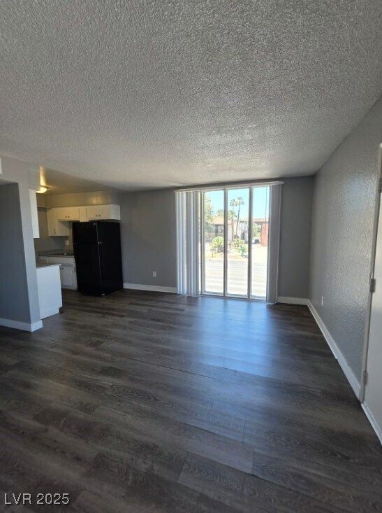 property at 1089 E Desert Inn Rd