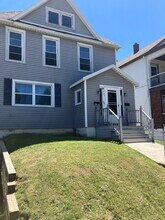 735 E 28th St, Unit 2 in Erie, PA - Building Photo - Building Photo