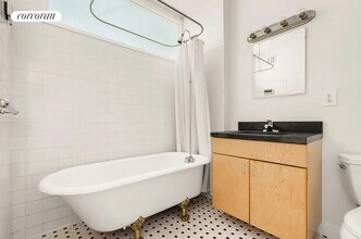 156 W 130th St in New York, NY - Building Photo - Building Photo