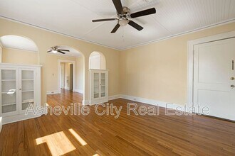 87 Brevard Rd in Asheville, NC - Building Photo - Building Photo