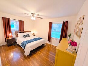 1211 River Vista Ave in Charlottesville, VA - Building Photo - Building Photo