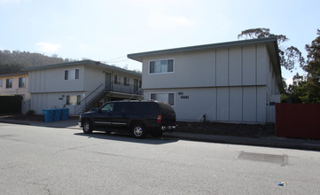 The Adobe Apartments in Pacifica, CA - Building Photo - Building Photo