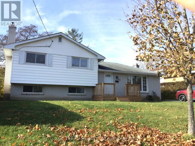 94 Jackson Ave in Belleville, ON - Building Photo - Building Photo