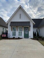 1283 Burrow Cir in Opelika, AL - Building Photo