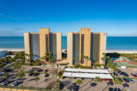 900 Gulf Blvd in Indian Rocks Beach, FL - Foto de edificio - Building Photo