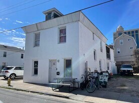 20 S Bellevue Ave, Unit Apartment 2 in Atlantic City, NJ - Building Photo
