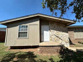 4207 N Shadybrook Dr in Midwest City, OK - Building Photo - Building Photo