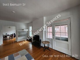 5445 Bartlett St in Pittsburgh, PA - Building Photo