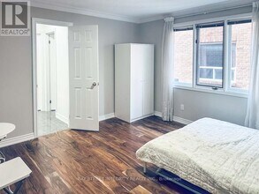 188 Olive Ave in Toronto, ON - Building Photo - Building Photo