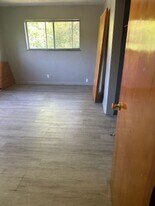 623 Clifton Dr in Dayton, OH - Building Photo