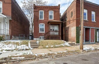 5301 Virginia Ave, Unit B in St. Louis, MO - Foto de edificio - Building Photo