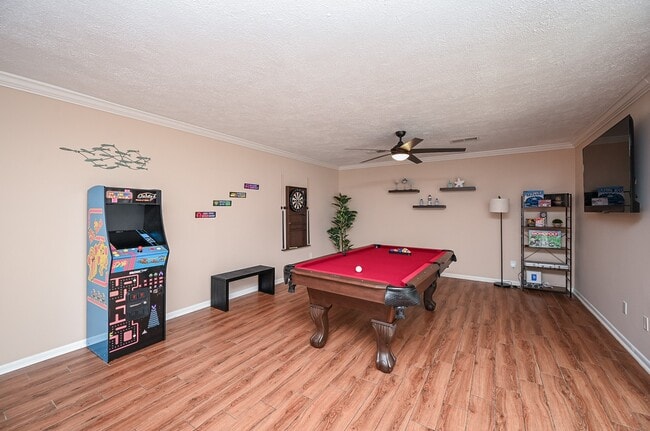 property at 19414 Dianeshire Dr