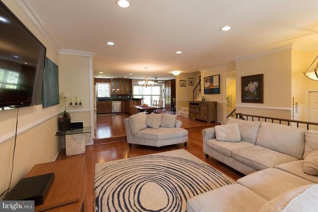 property at 3100 Windwood Farms Dr