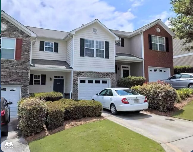 property at 220 Derby Ct