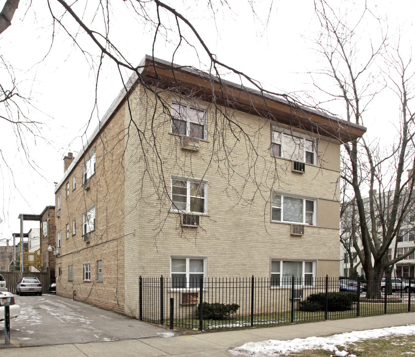 6301 N Paulina St in Chicago, IL - Building Photo