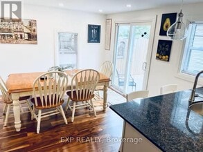 4364 Homewood Ave in Niagara Falls, ON - Foto de edificio - Building Photo