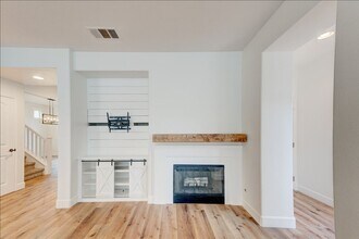 467 Camino Verde in San Marcos, CA - Building Photo - Building Photo