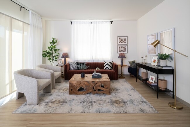 Taxco Apartments in Milwaukee, WI - Foto de edificio - Building Photo