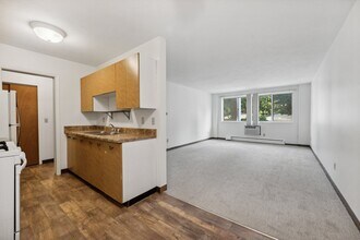 1776 St. Clair Ave in St. Paul, MN - Building Photo - Building Photo