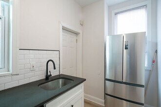 5102 Spruce St in Philadelphia, PA - Building Photo - Building Photo