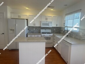 10935 Jicama Way SE in Albuquerque, NM - Foto de edificio - Building Photo